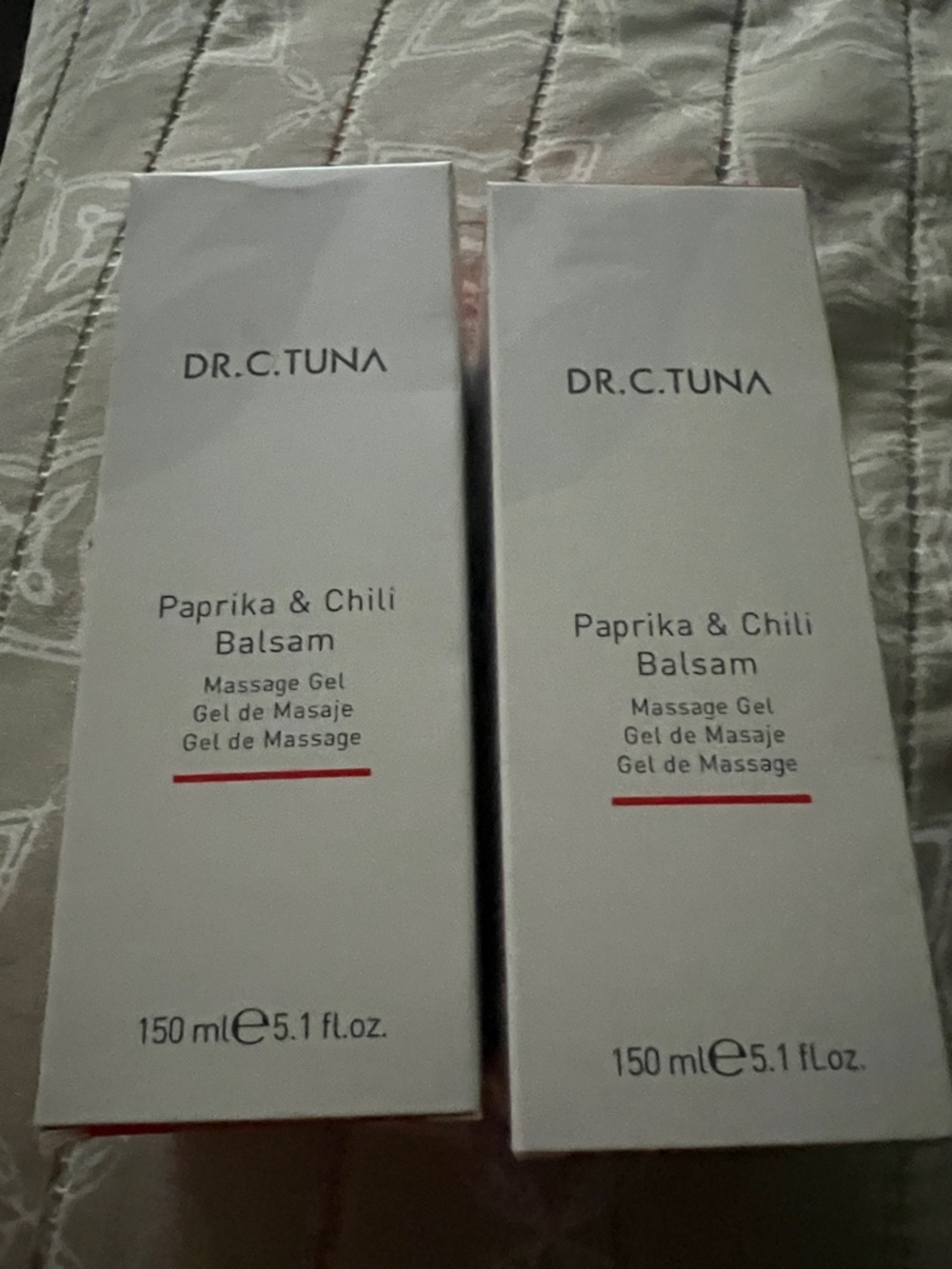 Farmasi Paprika & Chili Balsam Massage Gel - White with Red Accent